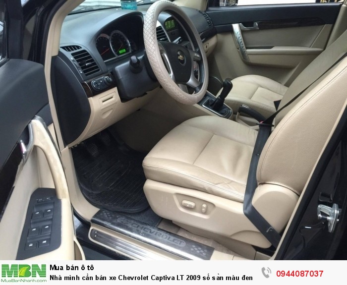 Nhà mình cần bán xe Chevrolet Captiva LT 2009 số sàn màu đen vip