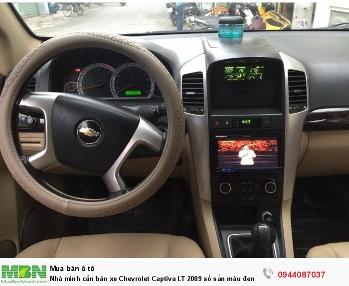 Nhà mình cần bán xe Chevrolet Captiva LT 2009 số sàn màu đen vip