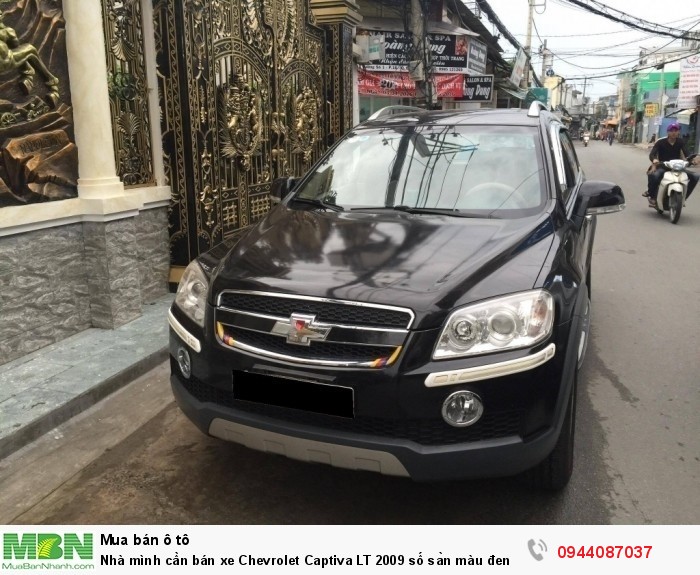 Nhà mình cần bán xe Chevrolet Captiva LT 2009 số sàn màu đen vip