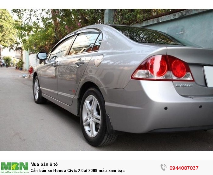 Cần bán xe Honda Civic 2.0at 2008 màu xám bạc