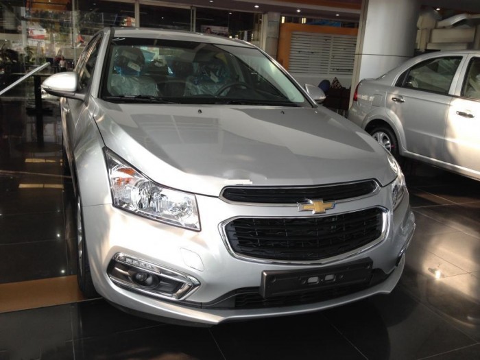 Khách hàng quá sốc khi biết số tiền trả trước cho chevrolet Cruze