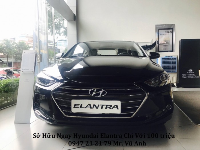 Xe Hyundai Elantra 2017 màu đen Đà Nẵng giá sốc tháng 11 rẻ nhất thị trường chỉ với 160 triệu.