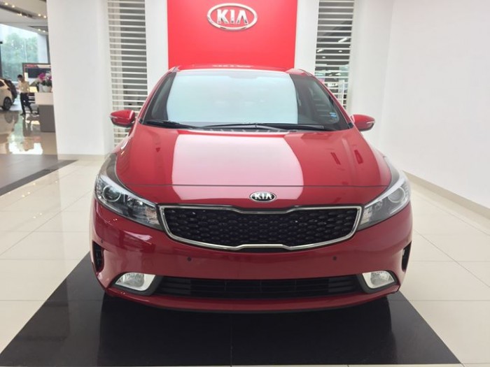 Kia Cerato - Chương Trình giá sốc - số lượng có hạn - lấy xe với 130 tr