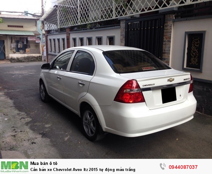 Cần bán xe Chevrolet Aveo ltz 2015 tự động màu trắng