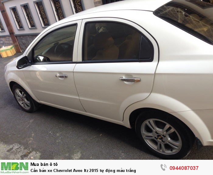 Cần bán xe Chevrolet Aveo ltz 2015 tự động màu trắng
