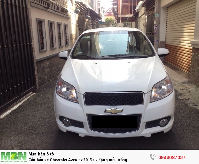Cần bán xe Chevrolet Aveo ltz 2015 tự động màu trắng