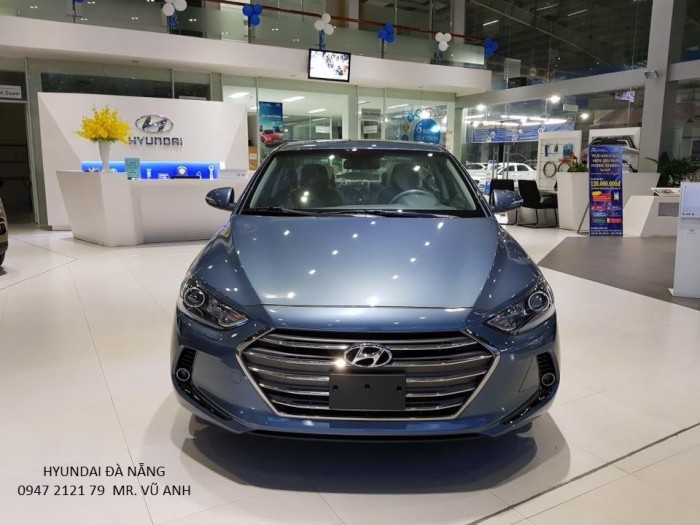 Xe Hyundai Elantra 2017 màu xanh lam- Đà nẵng giá sốc, rẻ nhất thị trường