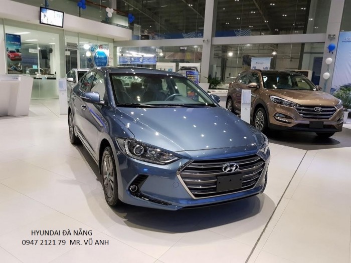Xe Hyundai Elantra 2017 màu xanh lam- Đà nẵng giá sốc, rẻ nhất thị trường