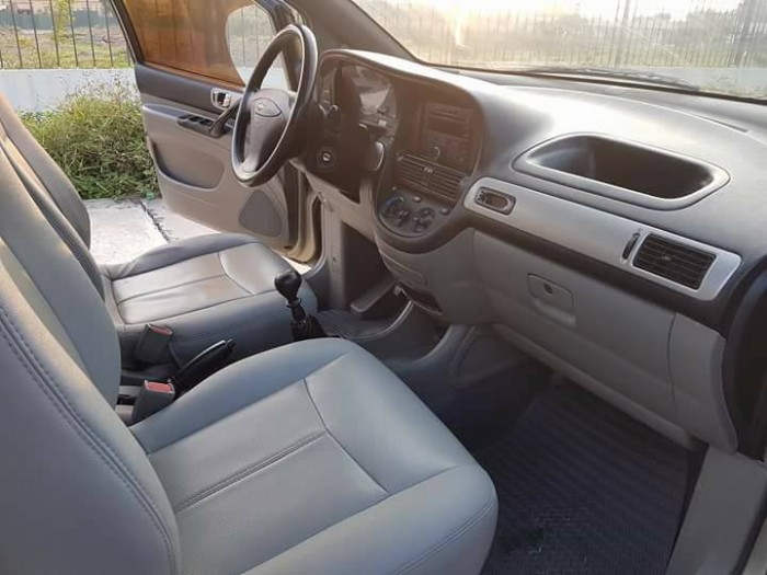 Em muốn bán xe Chevrolet Vivant đời 2009 màu vàng cát số sàn rất đẹ