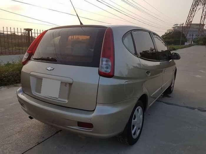 Em muốn bán xe Chevrolet Vivant đời 2009 màu vàng cát số sàn rất đẹ