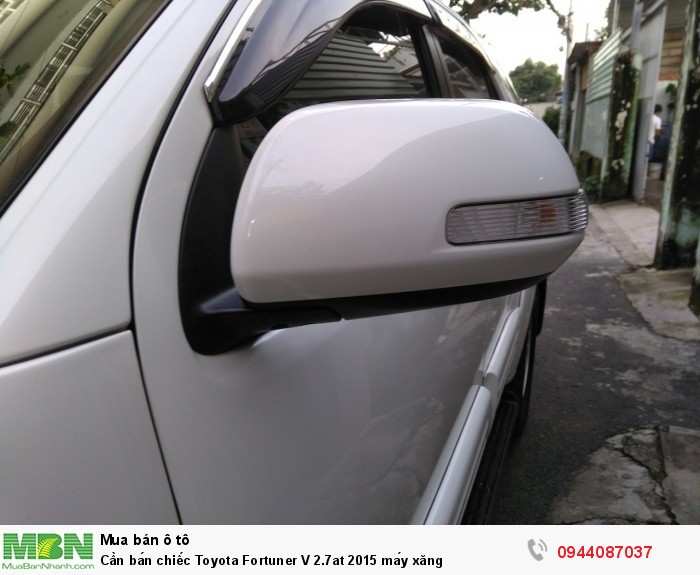 Cần bán chiếc Toyota Fortuner V 2.7at 2015 máy xăng