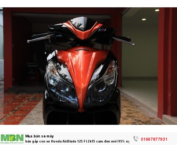 bán gấp con xe Honda AirBlade 125 Fi 2k15 cam-đen mới 95% nguyên zin