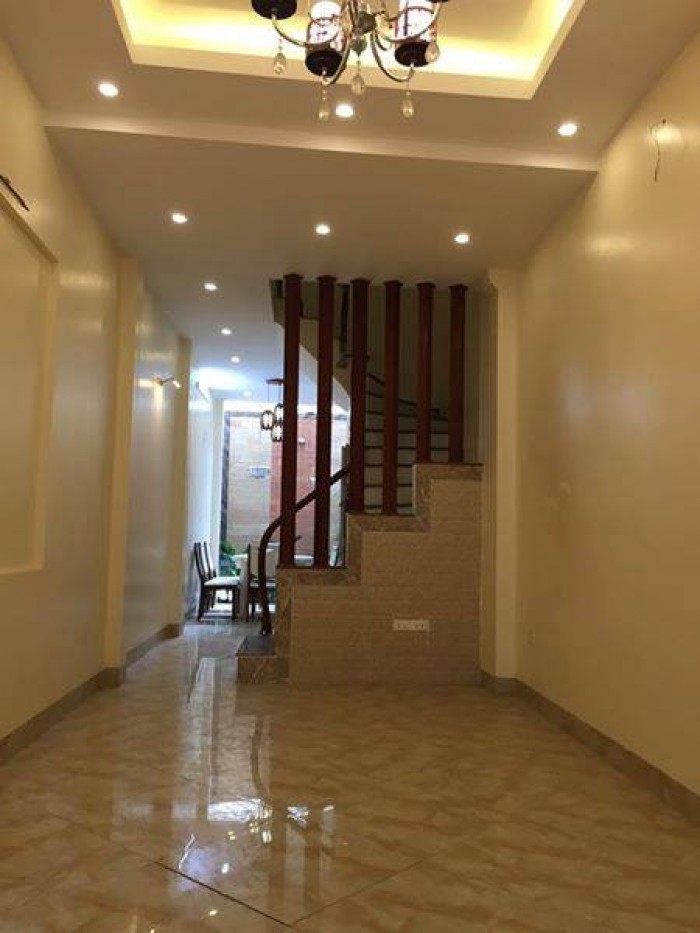 Bán nhà Nguyễn Chí Thanh cực đẹp, vị trí hiếm, 35m2, 6 tầng