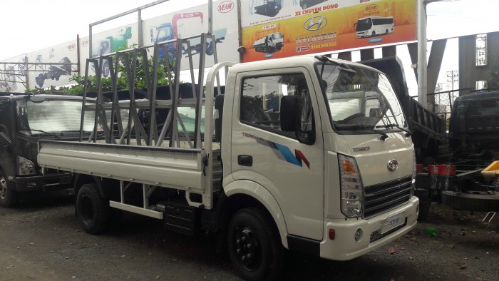 Xe tải Teraco chở kính 2t3