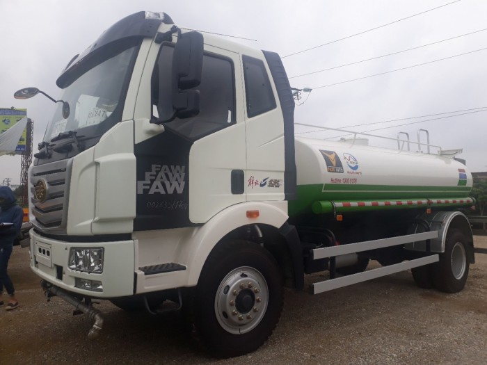 Xe téc nước Faw