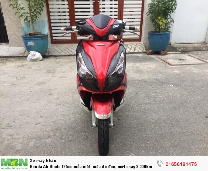 Honda Air Blade 125cc,mẫu mới, màu đỏ đen, mới chạy 3.000km