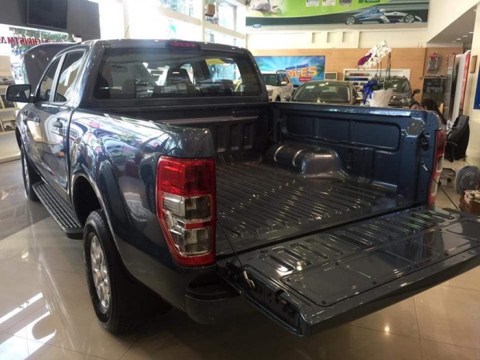 Ford ranger XLS 2.2L 4X2 AT