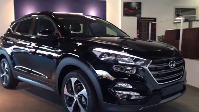 Xe HYUNDAI TUCSON Đà Nẵng 2017 màu đen giá sốc, rẻ nhất thị trường