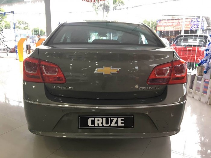 Chevrolet cruze nhận xe ngay với giá không tưởng