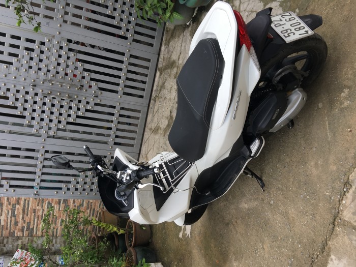 Cần bán xe PCX màu trắng 2014