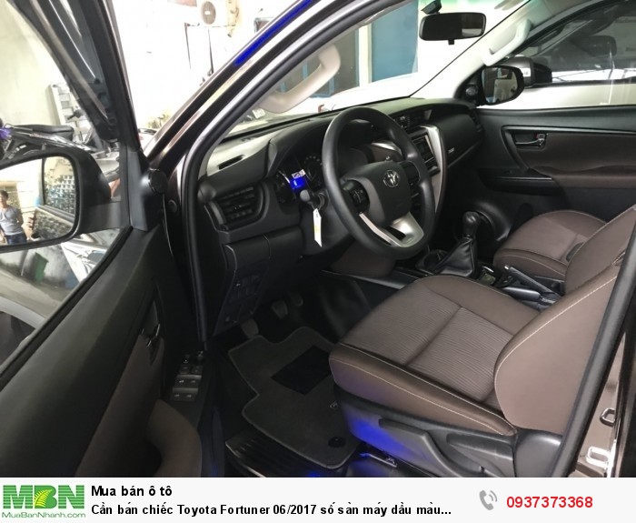 Cần bán chiếc Toyota Fortuner 06/2017 số sàn máy dầu màu Nâu đen