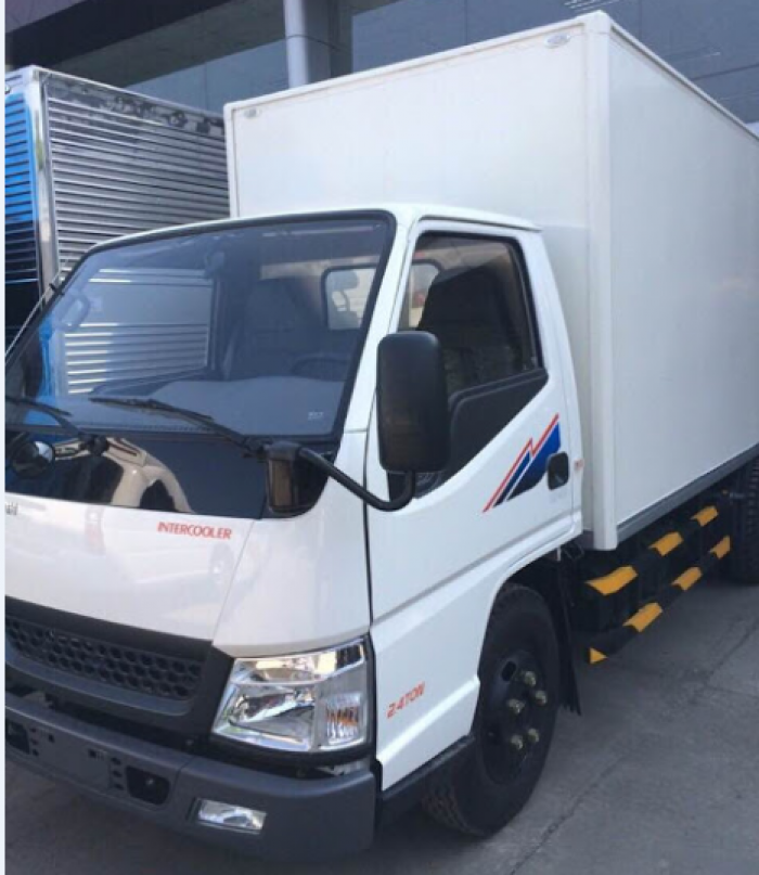 IZ49 tải trọng 2 tấn 4 lưu thông thành phố Cty Otô Phú Mẫn