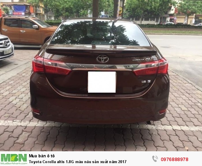 Toyota Corolla altis 1.8G màu nâu sản xuất năm 2017