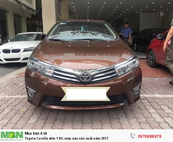 Toyota Corolla altis 1.8G màu nâu sản xuất năm 2017