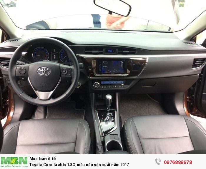 Toyota Corolla altis 1.8G màu nâu sản xuất năm 2017