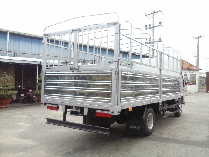 Xe tải jac 5 tấn giá rẻ, hỗ trợ vay vốn 70-90%, xe có sẵn giao ngay