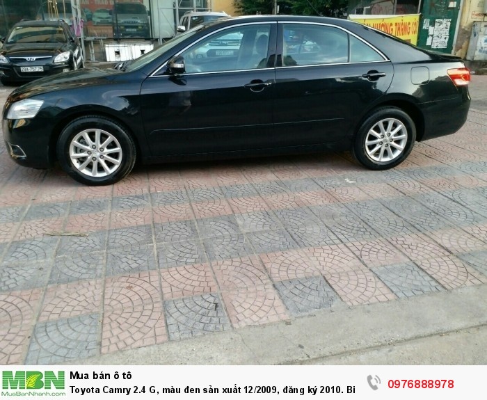 Toyota Camry 2.4 G, màu đen sản xuất 12/2009, đăng ký 2010. Biển Hà Nội