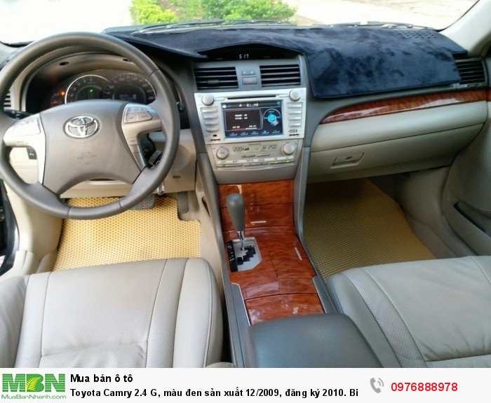Toyota Camry 2.4 G, màu đen sản xuất 12/2009, đăng ký 2010. Biển Hà Nội