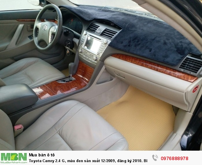 Toyota Camry 2.4 G, màu đen sản xuất 12/2009, đăng ký 2010. Biển Hà Nội