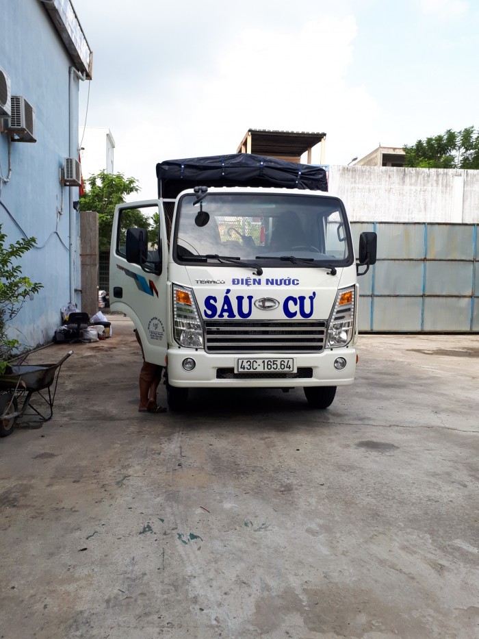 xe tải HYUNDAI nâng tải 2.4 tấn thùng mui bạt