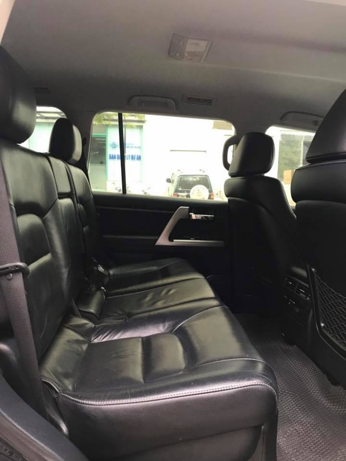 LandCruiser VX 4.6 2013