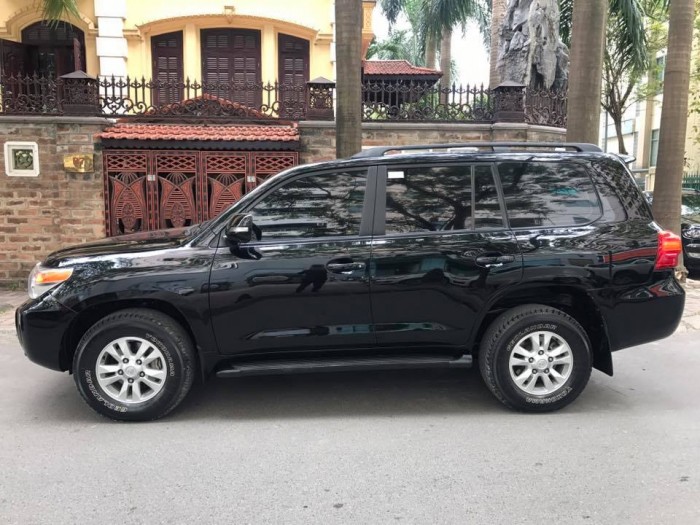 LandCruiser VX 4.6 2013