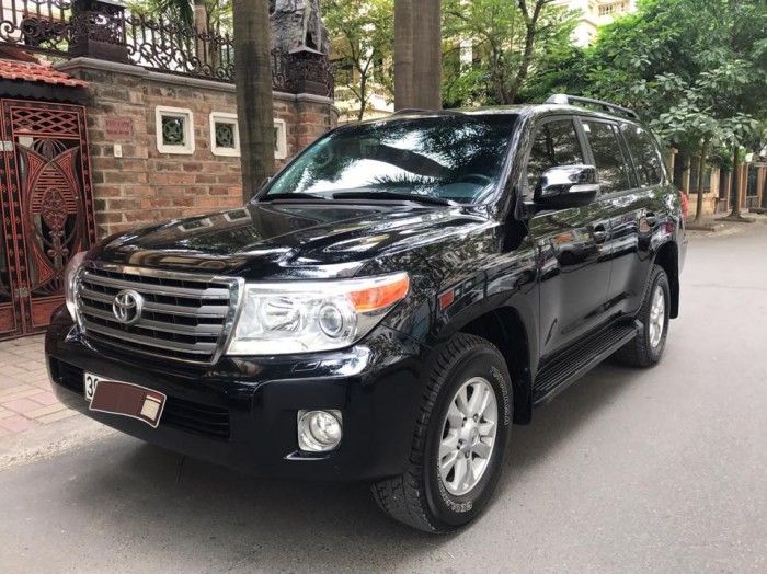 LandCruiser VX 4.6 2013