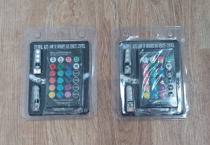 Đèn Led T10 Đổi Màu Theo Remote