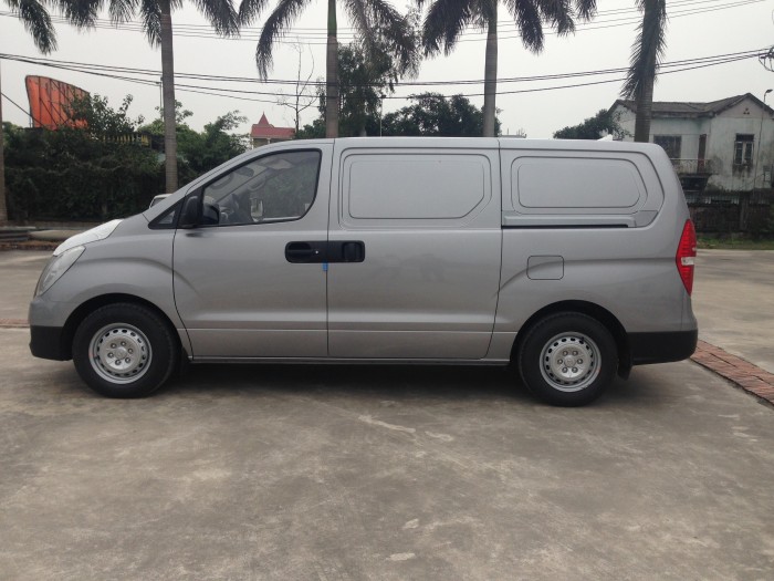 Bán xe Hyundai Starex nhập khẩu. giá tốt, giao xe ngay
