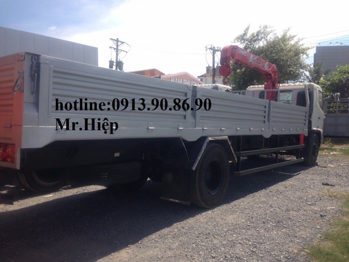 Xe Hino FG gắn cẩu UNIC URV555