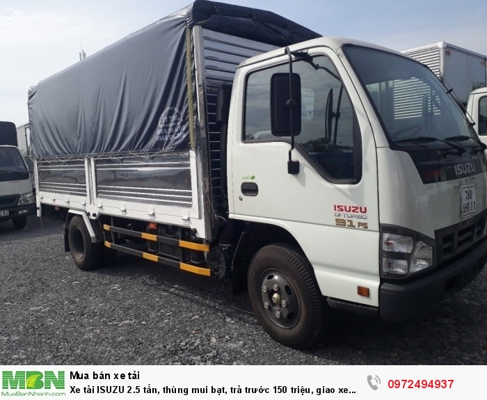 Xe tải ISUZU 2.5 tấn, thùng mui bạt, trả trước 150 triệu, giao xe ngay