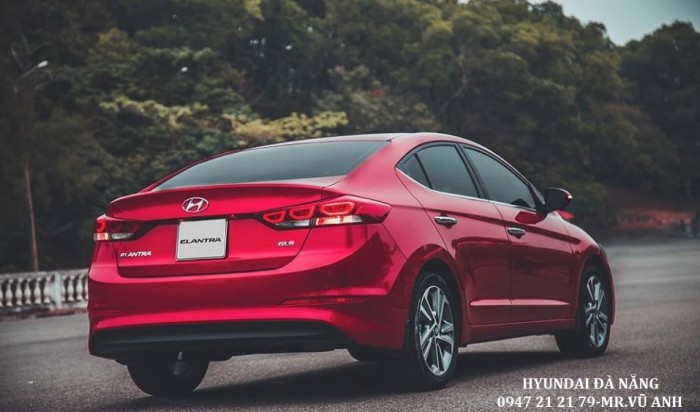 Xe Hyundai Elantra 2018 màu đỏ- Đà nẵng, giá sốc,  giảm giá 80 triệu, rẻ nhất thị trường