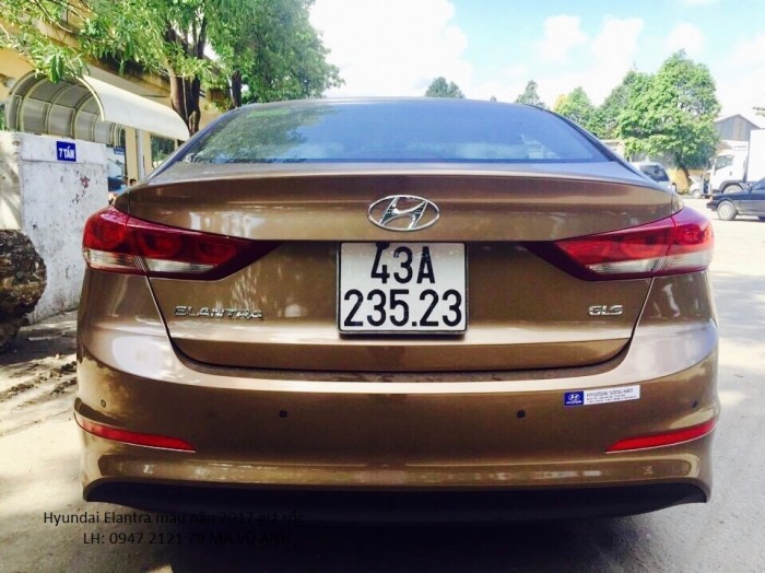 Xe Hyundai Elantra 2018 màu nâu - Đà nẵng giá sốc, giảm  giá 80 triệu , rẻ nhất thị trường