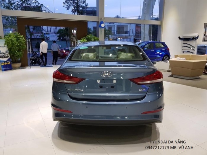 Xe Hyundai Elantra 2018 màu xanh - Đà nẵng giá sốc, giảm  giá 80 triệu , rẻ nhất thị trường