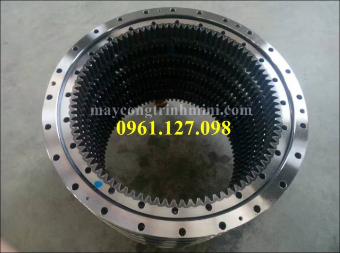 Phụ tùng máy công trình : Mâm quay toa , vành quay toa , bánh răng quay toa