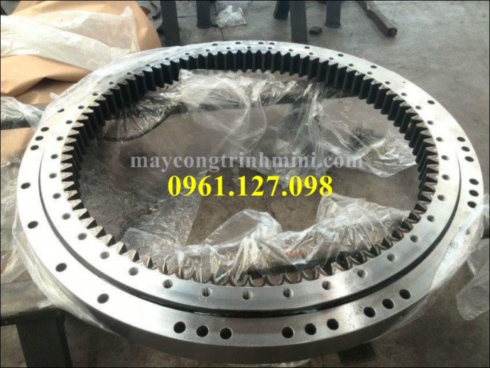 Phụ tùng máy công trình : Mâm quay toa , vành quay toa , bánh răng quay toa