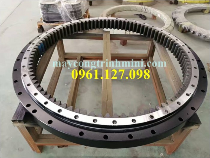 Phụ tùng máy xúc : Bánh quay toa , vành quay toa , bánh răng quay toa , mâm quay toa