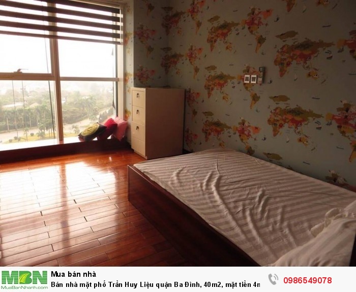 Bán nhà mặt phố Trần Huy Liệu quận Ba Đình, 40m2, mặt tiền 4m, view hồ, vỉa hè 5m, 16 tỷ.