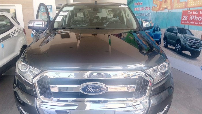 Bán xe Ford Ranger XLT 2017