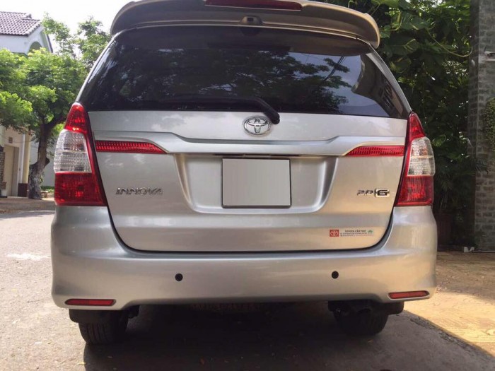 Bán xe Innova G 2016 màu bạc tự động xe đẹp như mới một chủ ít đi.